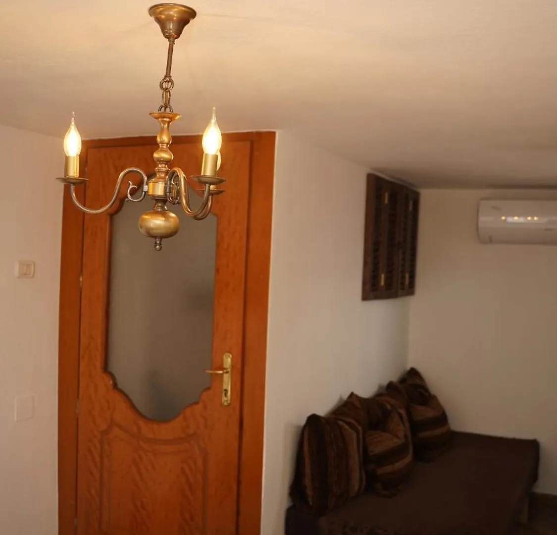 Feriehus Relax Inn Korce