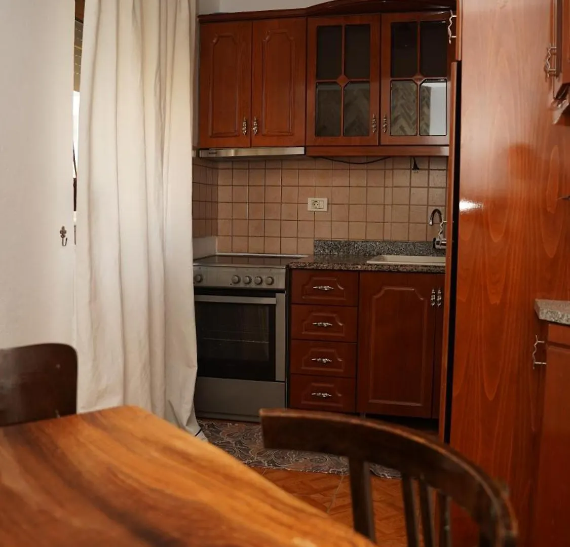 Feriehus Relax Inn Korce